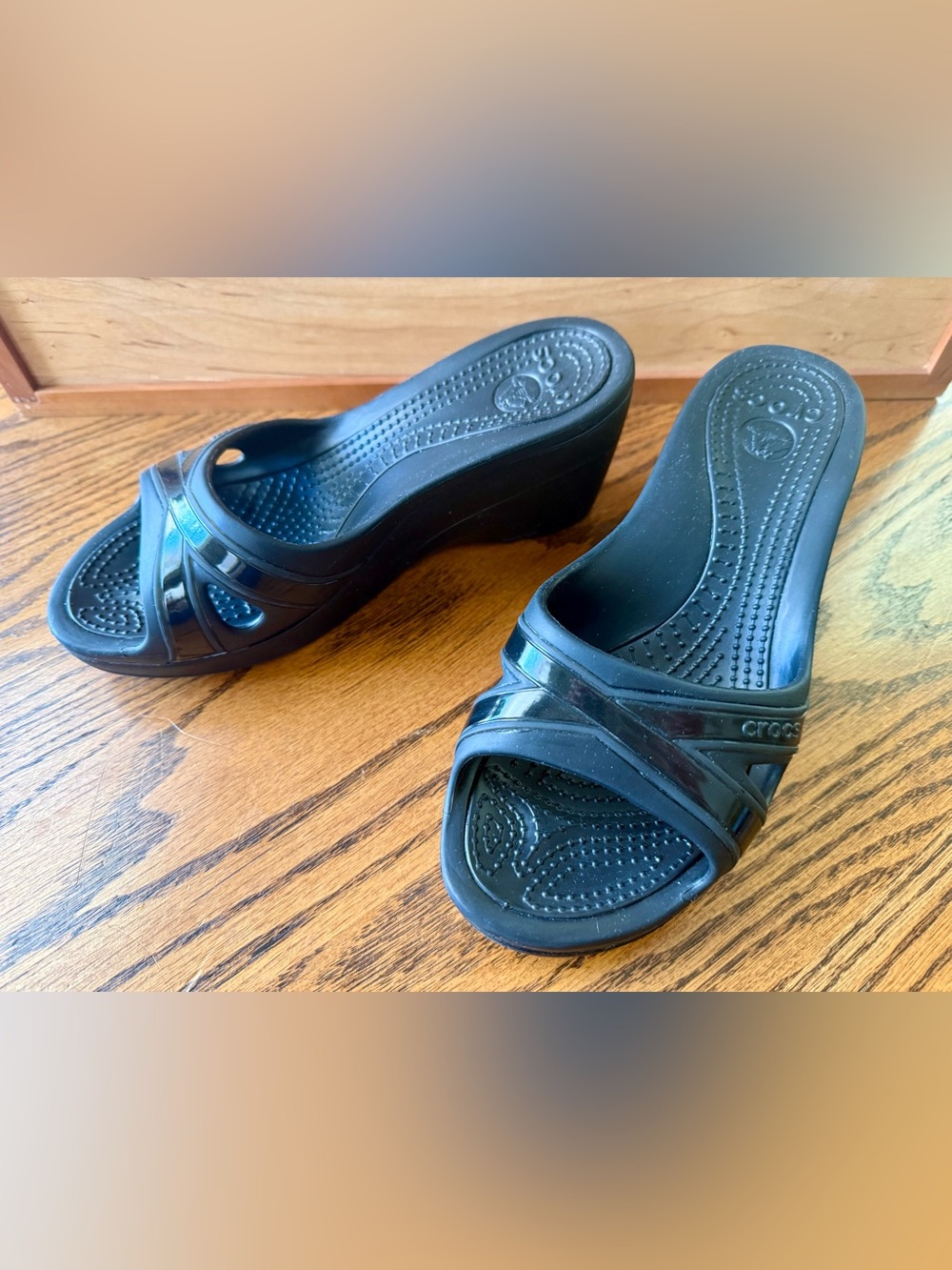 Crocs Women's Black Wedge Heel Summer Slide Sandals, great condition size 7